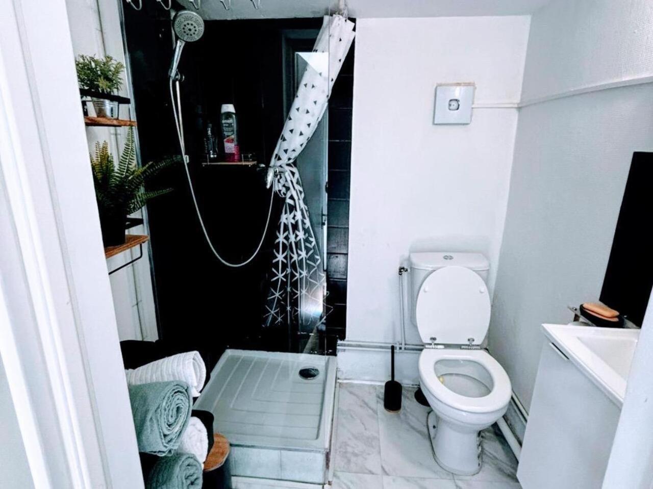 Appartement Avec Terrasse - Goupama Stadium, Eurexpo, Ldlc Arena, La Soie Во-ан-Велен Экстерьер фото